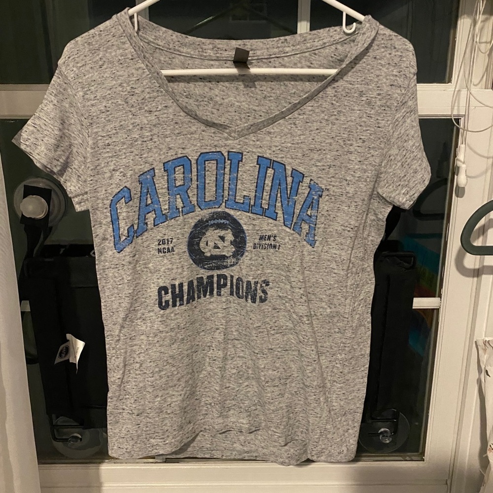 UNC tee shirt
